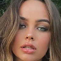 Adison Justis Nackt