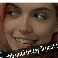 Adri_ch4n Nackt