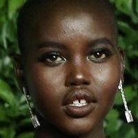 Adut Akech Nackt