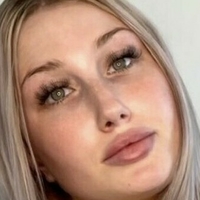 Aimee Niamh Wallace Nackt