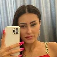 Alena Sayhii Nackt