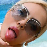 Alexa Mena Nackt