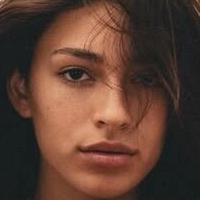 Alexandra Colton Nackt