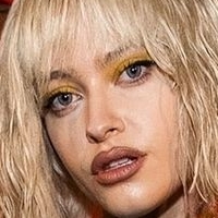 Alice Chater Nackt