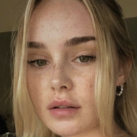 Alice Kristiansen Nackt