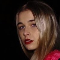 Alice Lily Zahalka Nackt