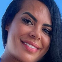 Aline Araújo Nackt