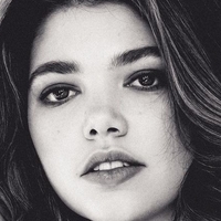 Alisha Newton Nackt
