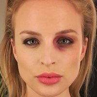 Alizee Poulicek Nackt
