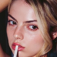 Allie Marie Evans Nackt