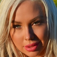 Amanda Breden Nackt
