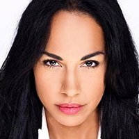 Amanda Brugel Nackt