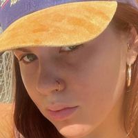 Amelie Bruschi Nackt