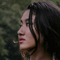Amelie Qin Nackt