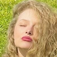 Amiah Miller Nackt
