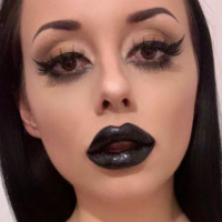 AnalGothSlut Nackt