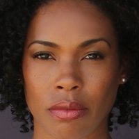 Angela Lewis Nackt