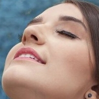 Aninha Buss Nackt