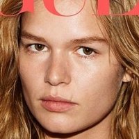 Anna Ewers Nackt