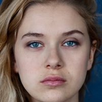Anna Herrmann Nackt