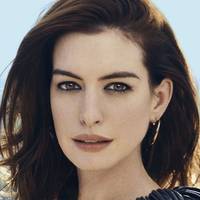 Anne Hathaway Nackt