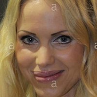 Annina Ucatis Nackt