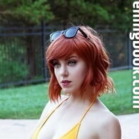 April Gloria Nackt