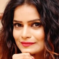 Archana Gautam Nackt