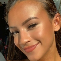 Ariana Barrett Nackt