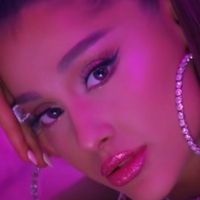 Ariana Grandes Nackt
