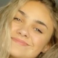 Ariana Lee Nackt