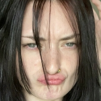ariannas_interlude Nackt