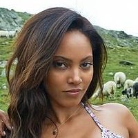 Ariel Meredith Nackt
