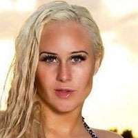Arna Bára Karlsdóttir Nackt