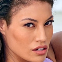 Ashley Callingbull Nackt