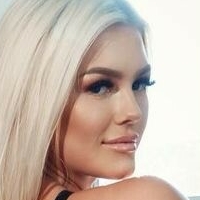 Ashlynn Sky Nackt