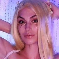 ASMR Rileyrosez Nackt