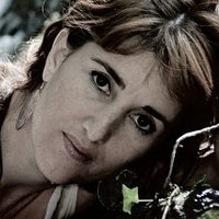 Astrid Combes Nackt