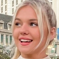 Autumn Krisher Nackt