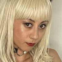 Ayumi K Nackt