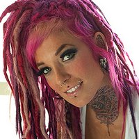 Bambu Suicide Nackt