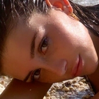 Bella Azzata Nackt