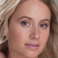 Bethany Dempsey Nackt