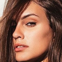Betsy Alvarez Nackt