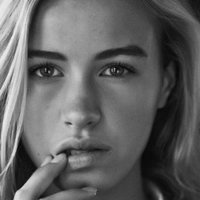Betsy Volk Nackt