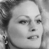 Beverly D'Angelo Nackt