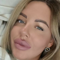 Bianca Starz Nackt