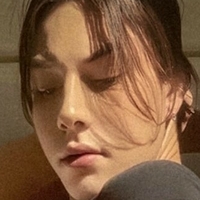 Bieubutt Nackt