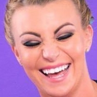 Billi Mucklow Nackt