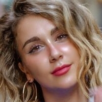 Blonde Power Nackt